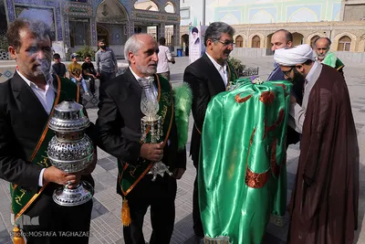 غبار روبی حرم مطهر امامزاده حسن(ع)