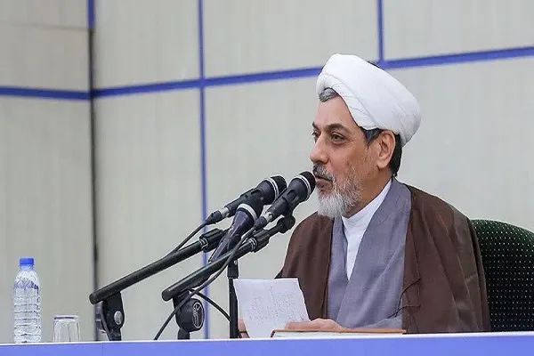 نمی‌توان منکر نقش مهم تاریخ در فهم گزاره‌های دینی شد