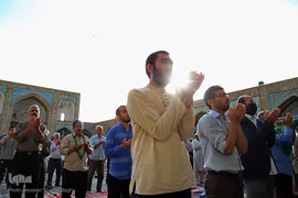 اقامه نماز عید سعید فطر در قم