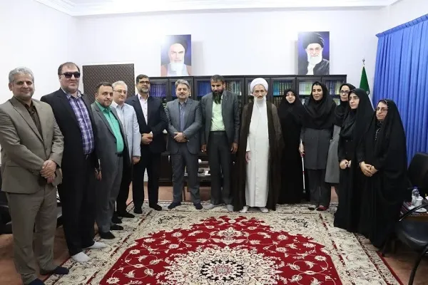 دیدار مدیرکل بهزیستی، دبیر و اعضای انجمن نابینایان مازندران با نماینده ولی فقیه در مازندران