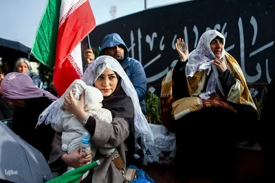 تحویل سال نو در میدان انقلاب تهران