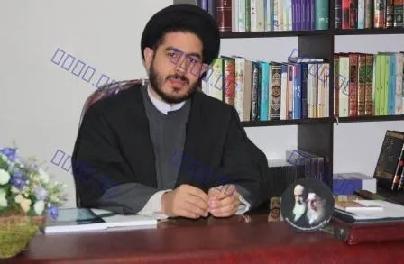 توجه به مضامین عرفانی و معرفتی اهل‌بیت(ع) لازمه پیمودن راه کمال است