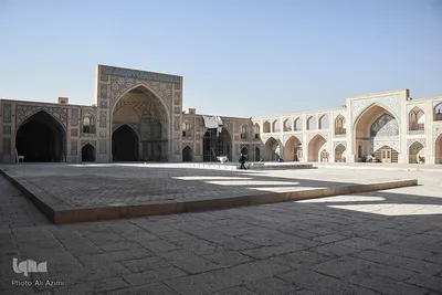 حال ناخوش مسجد حکیم اصفهان