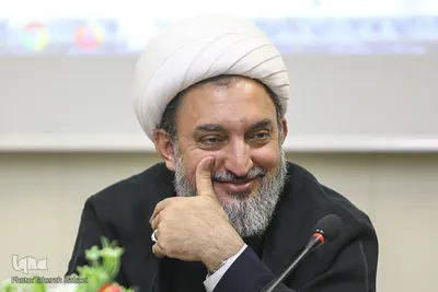 حجت‌الاسلام والمسلمین محمد حاج‌ابوالقاسم دولابی؛ عضو مجلس خبرگان رهبری و مشاور رئيس‌جمهور در امور روحانیت