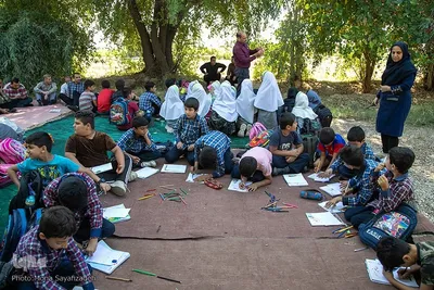 کتابخانه سیار در روستای «ایستادگی» گتوند