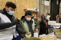 Niderland müsəlmanları evsiz və möhtac insanlara kömək edirlər