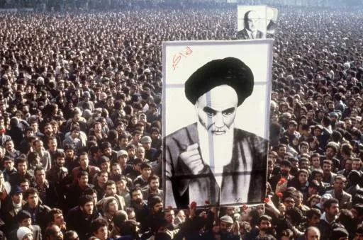 Alepo: exposición presenta resultados de la revolución islámica