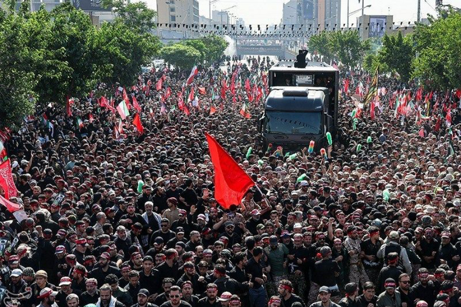 مراسم تشییع پیکر رهبر شهید در تهران