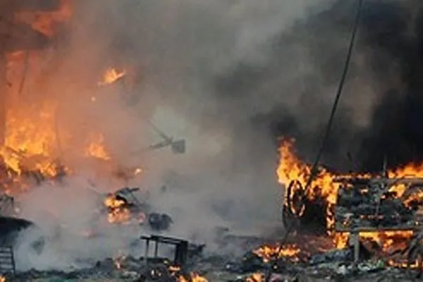 Pakistan'da bombalı saldırı; 30 kişi hayatını kaybetti