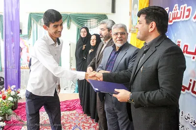 تجلیل از دانش‌آموزان نخبه قرآنی خوزستان