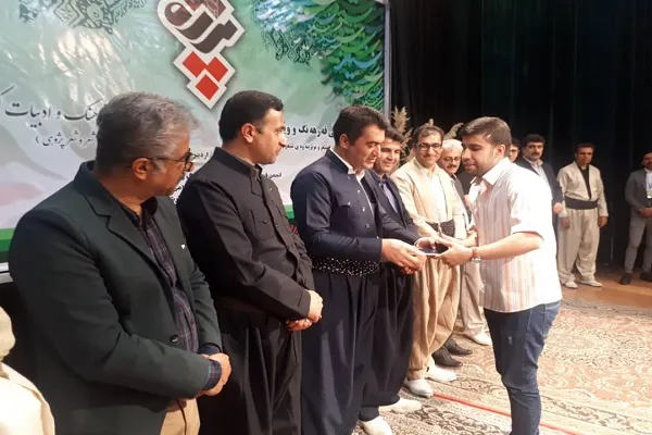 سومین جشنواره منطقه‌ای فرهنگ و ادبیات کُردی پرژه به کار خود پایان داد