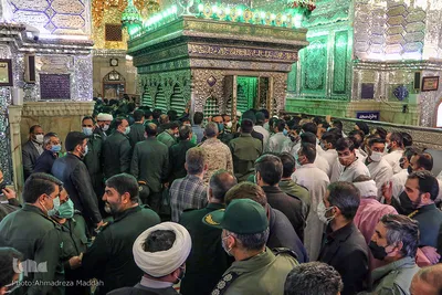 عطرافشانی حرم شاهچراغ(ع) در روز میلاد امام حسین(ع)‎‎