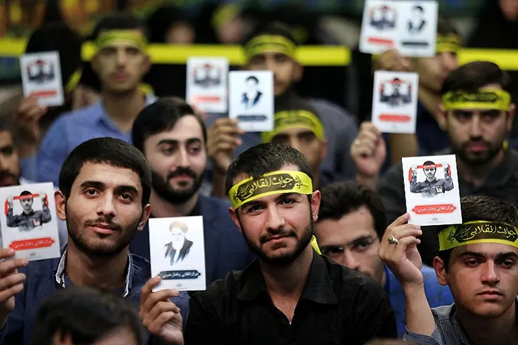 نسل جوان پرچمدار گفتمان انقلاب اسلامی است