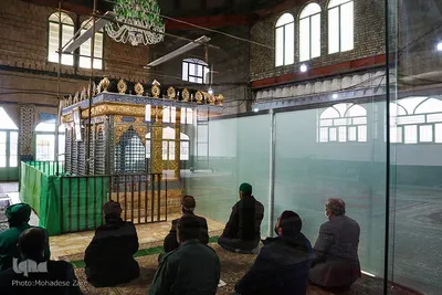 آستان مقدس امام‌زادگان پنج‌تن، در دهستان تبادکان