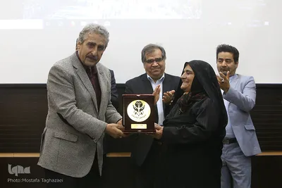 اولین جشنواره جایزه ملی «آرمان برتر»