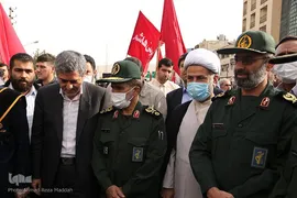 مراسم تشییع پیکر مطهر روحانی شهید مدافع امنیت در شیراز