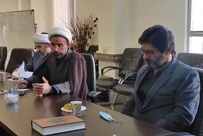 جلسه هماهنگی و برنامه‌ریزی محفل انس و تدبر در قرآن