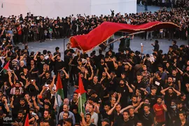 آئین خیمه سوزان در میدان امام حسین (ع)