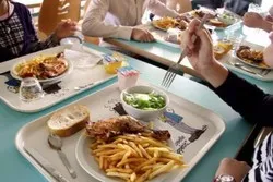 Espagne : les parents d’élèves marocains se plaignent du Halal servi à l’école