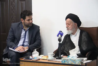 دیدار کارکنان جهاددانشگاهی استان سمنان با نماینده ولی فقیه
