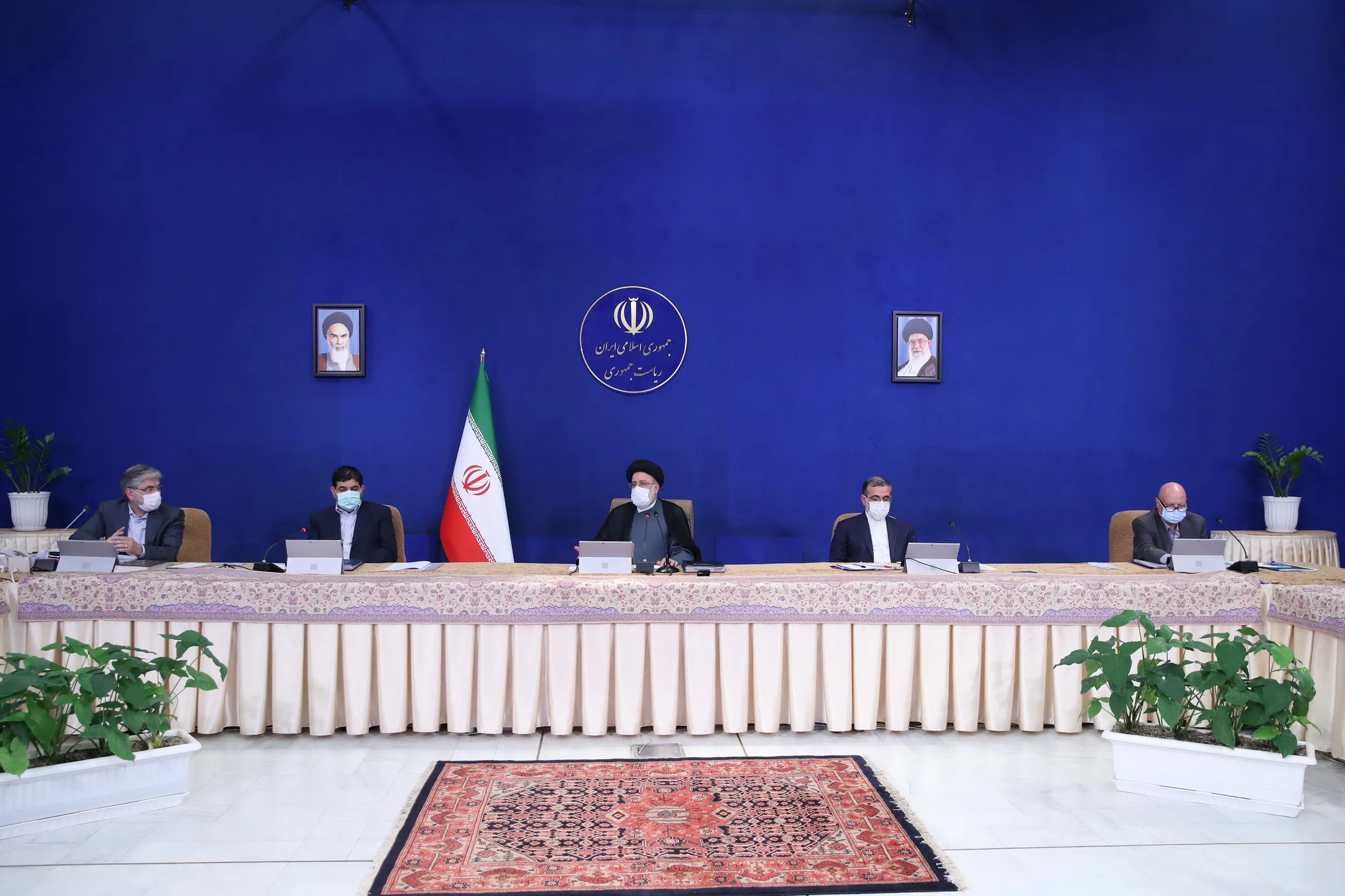 دولت از نقد منصفانه و سازنده استقبال می‌کند / تأکید بر رفع مشکلات حرفه‌ای و معیشتی اصحاب هنر