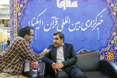 حضور سیدتقی کبیری، عضو فراکسیون قرآن و عترت مجلس در غرفه خبرگزاری ایکنا 