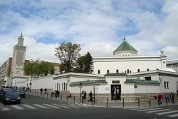 Conversation Screenshots Reveal Growing Islamophobia, Anti-Muslim Hatred in France  