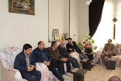 دیدار کتابداران چهارمحال و بختیاری با خانواده شهید مدافع حرم