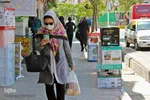 با ماسک در شهر