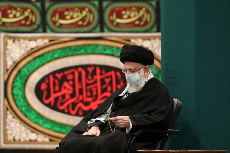 مراسم عزاداری شام شهادت حضرت فاطمه(س) با حضور رهبر معظم انقلاب
