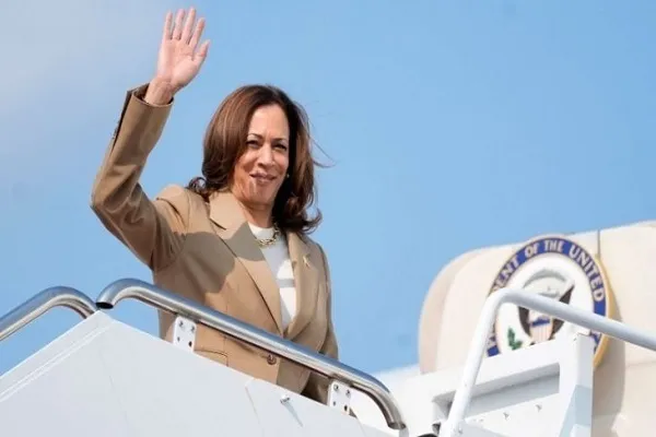 Fələstin tərəfdarları şərti olaraq Kamala Harrisi dəstəkləyir