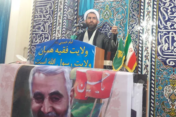 دشمنی‌ها پایان ندارد باید هوشیار باشیم