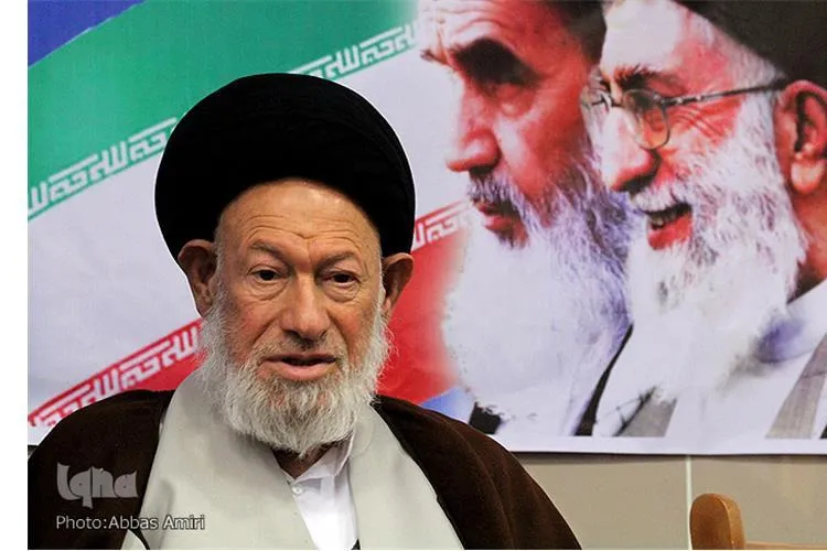 73 سال در محضر قرآن / فقیهی كه لحظه‌ای از تربیت نسل جوان غافل نشد
