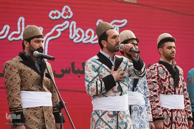 رونمایی از تقریظ رهبری بر کتاب «حوض خون» در اندیمشک