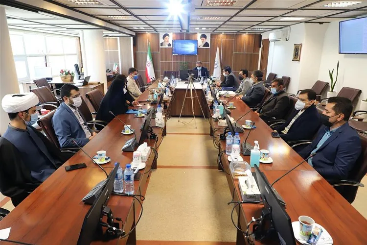 تقدیر از نمایندگان گروه‌های جهادی پزشكی فعال طی ایام كرونا در فارس