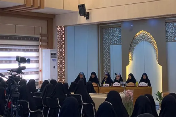 اختتام المسابقة القرآنية الوطنية لطالبات المدارس الثانوية بالنجف
 