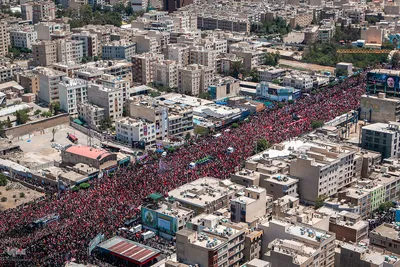 تشییع پیکر رهبر شهید در تهران