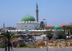 La mosquée d’Acre dans les territoires occupés