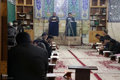 جزءخوانی قرآن در آستان امامزاده جعفر(ع) یزد‎