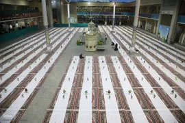 سفره افطاری حرم حضرت معصومه در شب میلاد امام حسن مجتبی(ع)