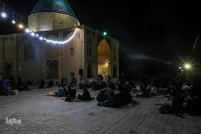 مراسم احیا شب نوزدهم در اصفهان