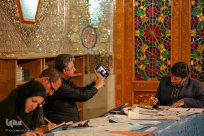 مشق شب قدر در حرم شاهچراغ(ع)