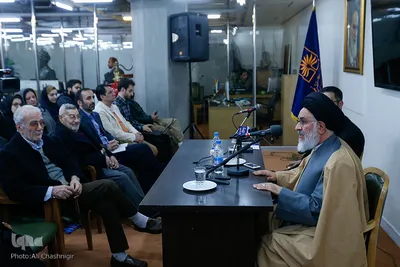 رونمایی از کتاب «وحدت هستی و هستی واحد» به قلم غلامحسین ابراهیمی دینانی