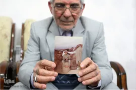 دیدار نمایندگان جامعه قرآنی با خانواده شهید طالب طاهری