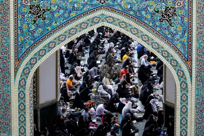 مراسم پرفیض دعای عرفه در حرم رضوی