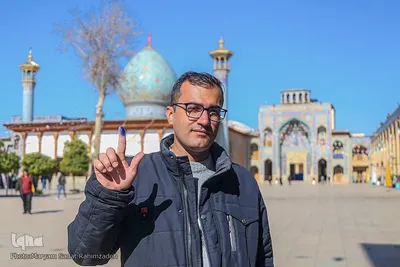 حماسه حضور در  شیراز حرم شاهچراغ (ع)