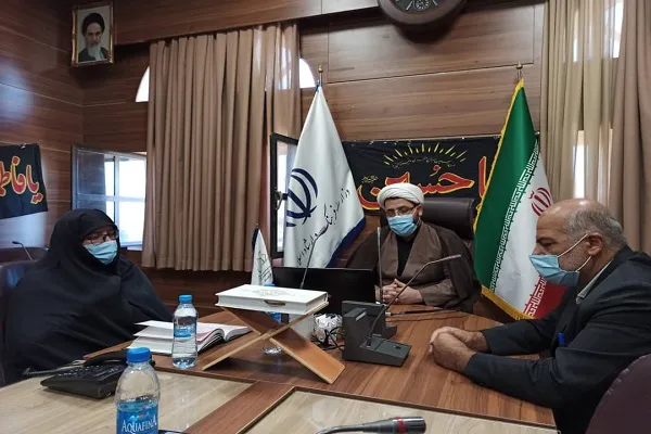 بانوان با تأسی از سیره زینب کبری‌(س) در تربیت نسل انقلابی اهتمام ورزند