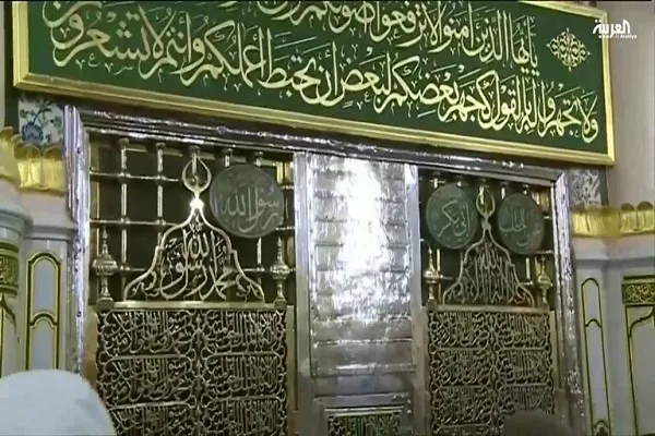 صدور مجوز اینترنتی زیارت روضه شریفه مسجدالنبی برای بانوان