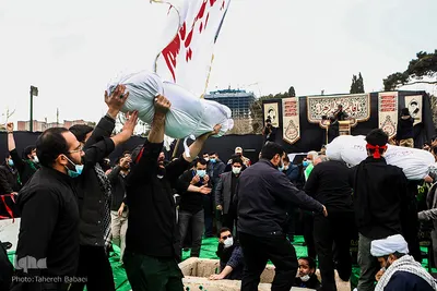 تشییع پیکر شهدای گمنام در دانشگاه آزاد تهران شمال