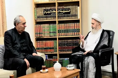 دیدار استاندار آذربایجان شرقی با آیت‌الله العظمی سبحانی